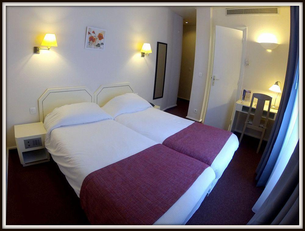 Casa Serena Paris Hotel Buitenkant foto